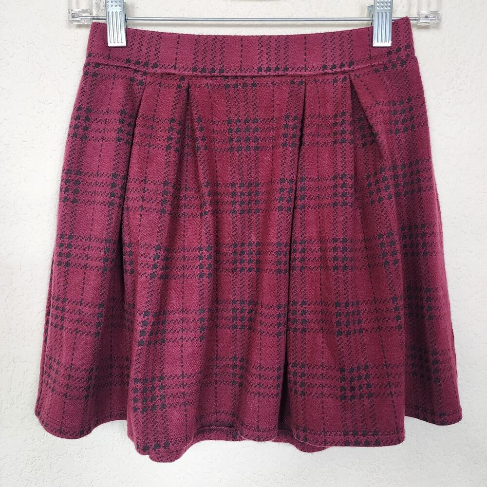 Joe B Benbasset Small Red Black Mini Pleated Skirt